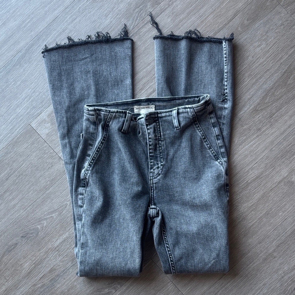 We The Free | Washed Black Cropped Frayed-Hem Jeans | Size 27